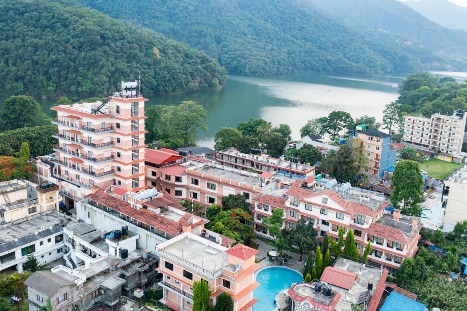 Mount Kailash Resort Pokhara Exterior foto